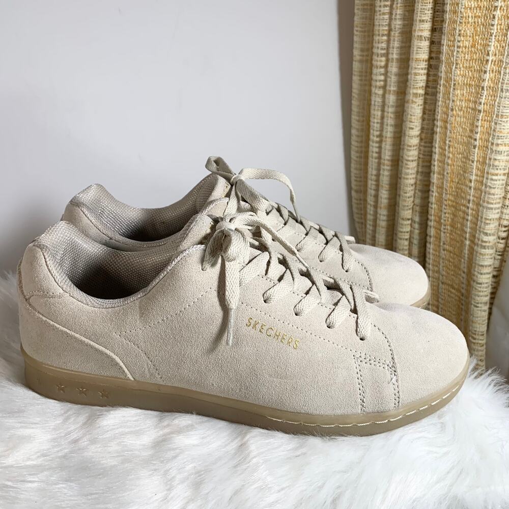 Skecher Street Leather Sneaker Size 11 Color Light Tan